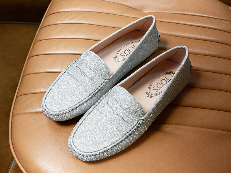 حذاء Gommino الأيقوني كما لم تشاهده من قبل... شاهد حملة MY RIDE من Tod’s بمشاركة شخصيات ملهمة
